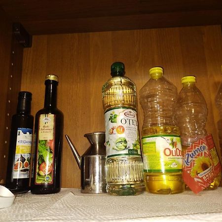La Symo Apartament Straja Lupeni Lupeni  المظهر الخارجي الصورة